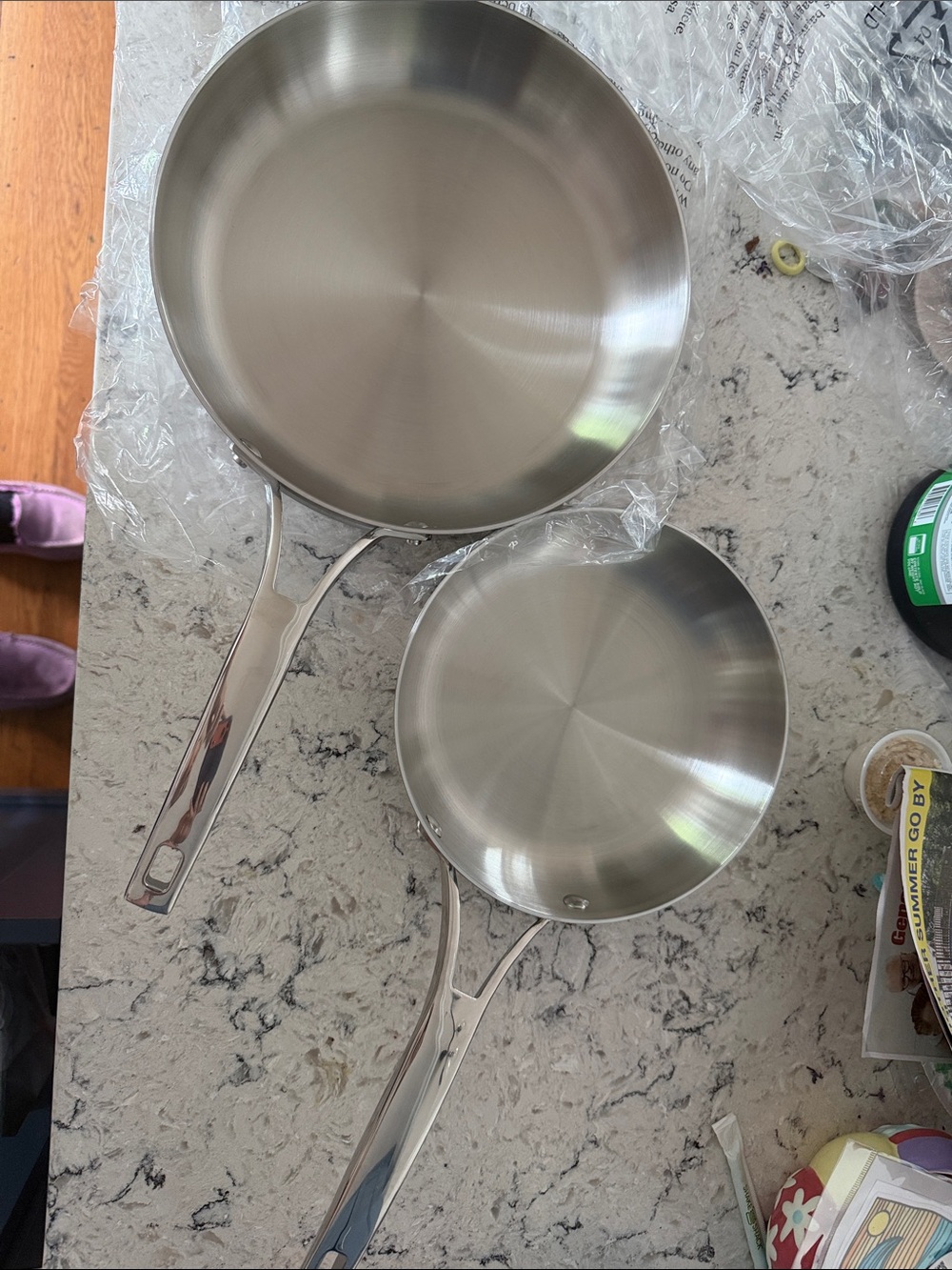Set of 2 Calphalon Stainless Steel Frying Pans in Silver